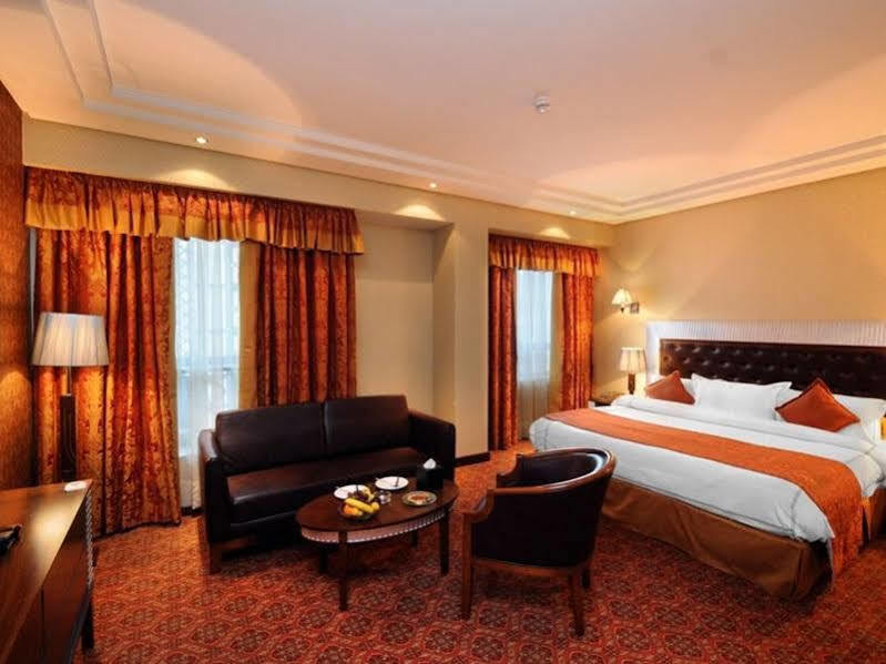 אל-מדינה Ruve Al Madinah Hotel מראה חיצוני תמונה